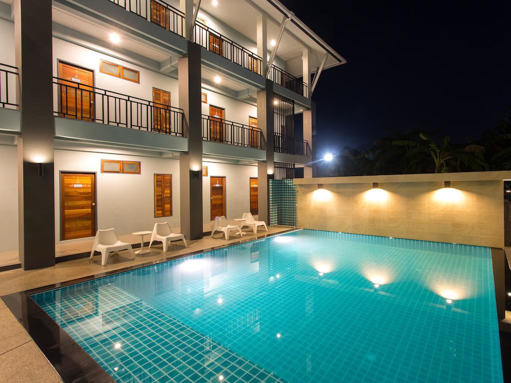 Ruk Cozy Hotel Khao Lak Exterior photo