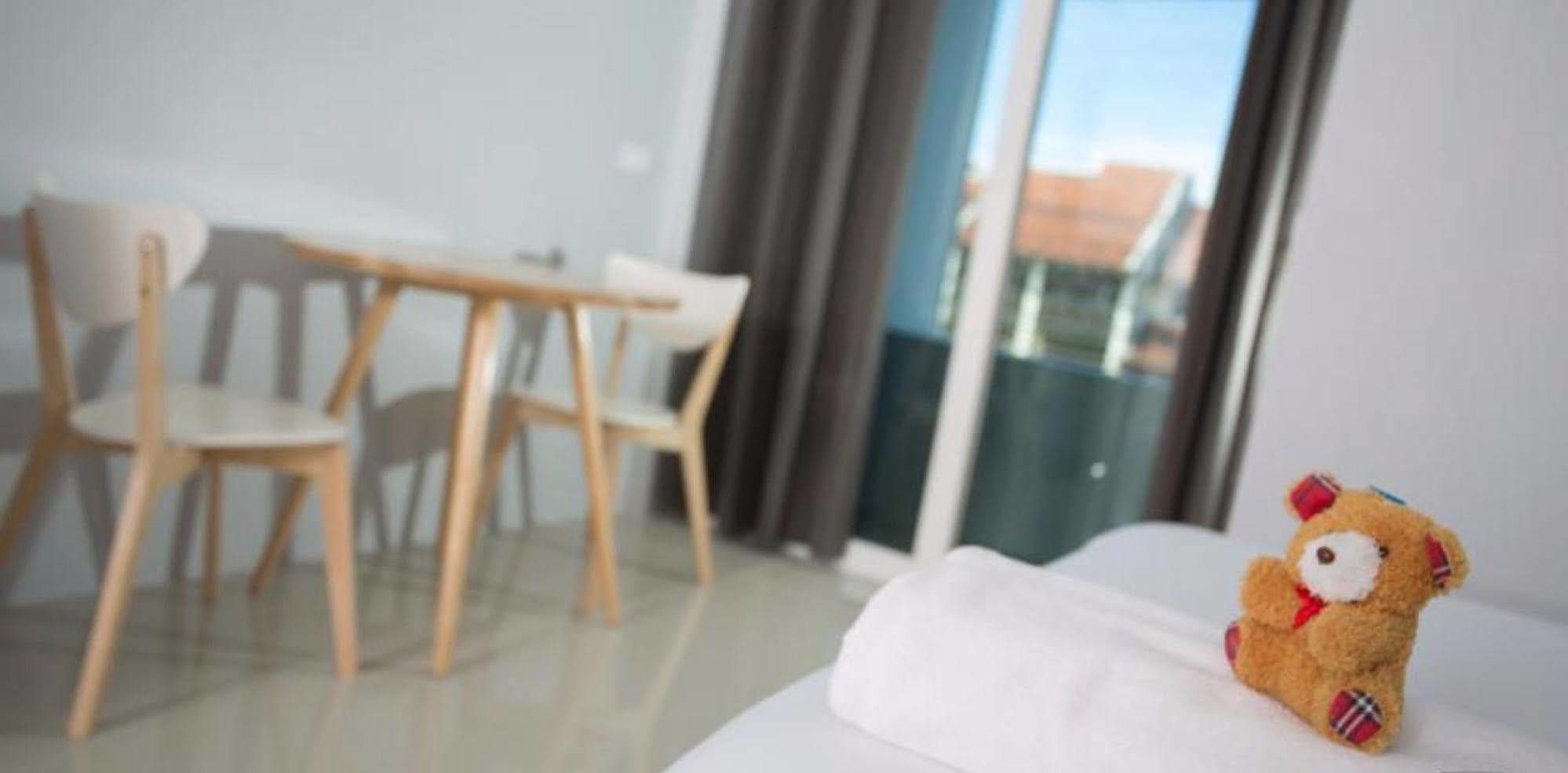 Ruk Cozy Hotel Khao Lak Exterior photo