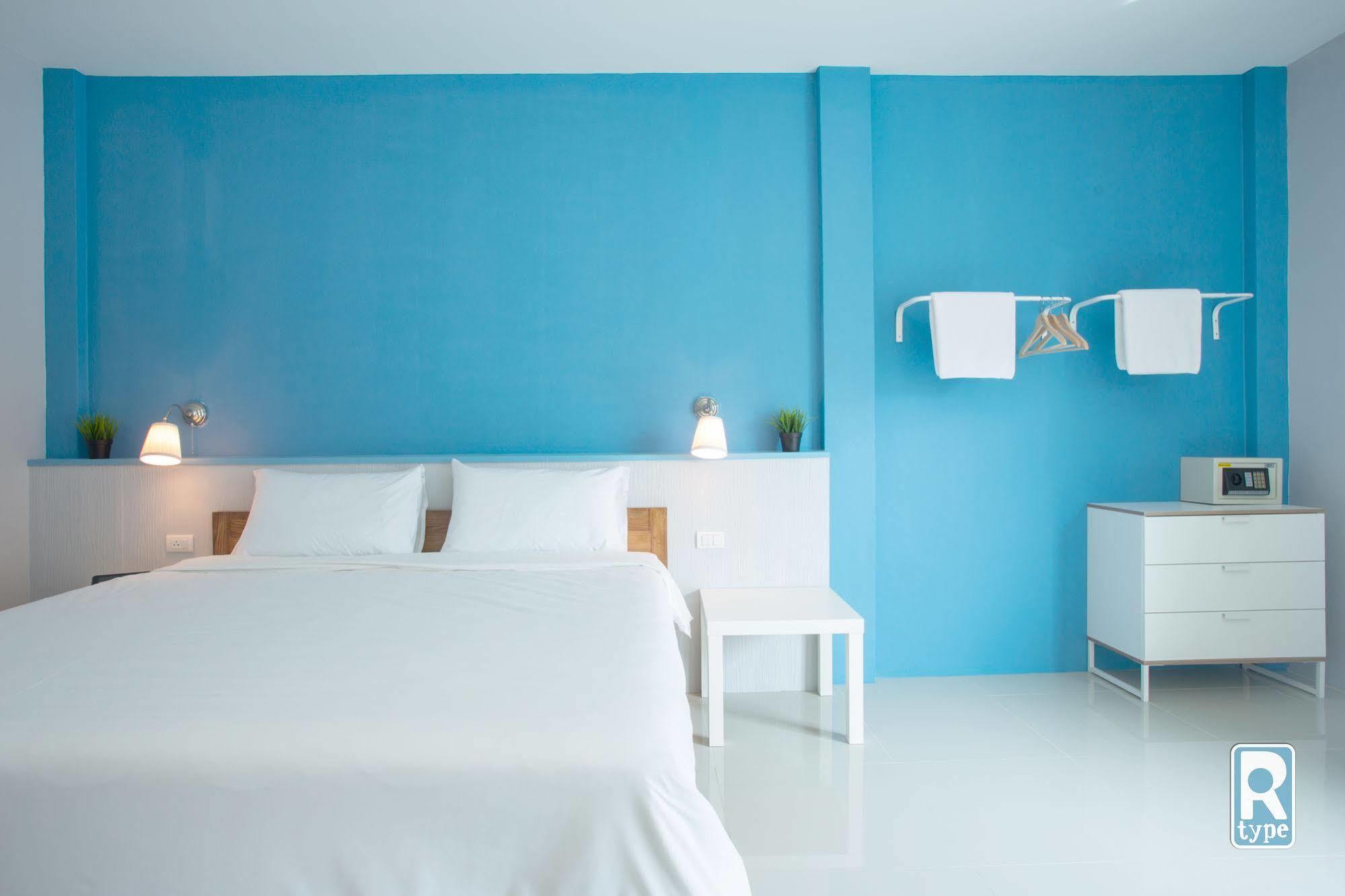 Ruk Cozy Hotel Khao Lak Exterior photo